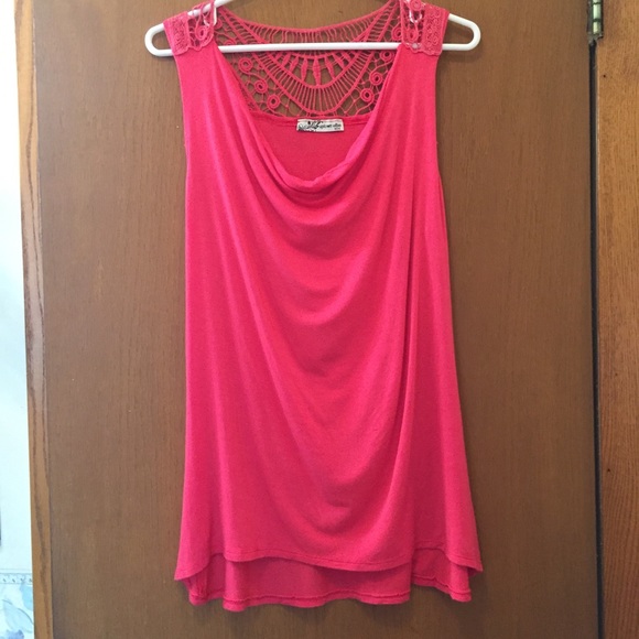 Pink top - Picture 1 of 8